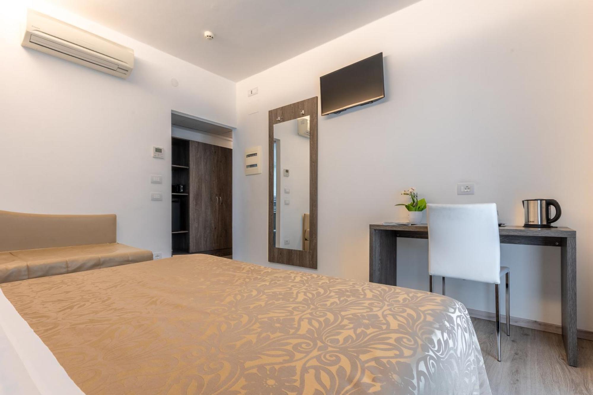 Italia Hotel Garda (Verona)