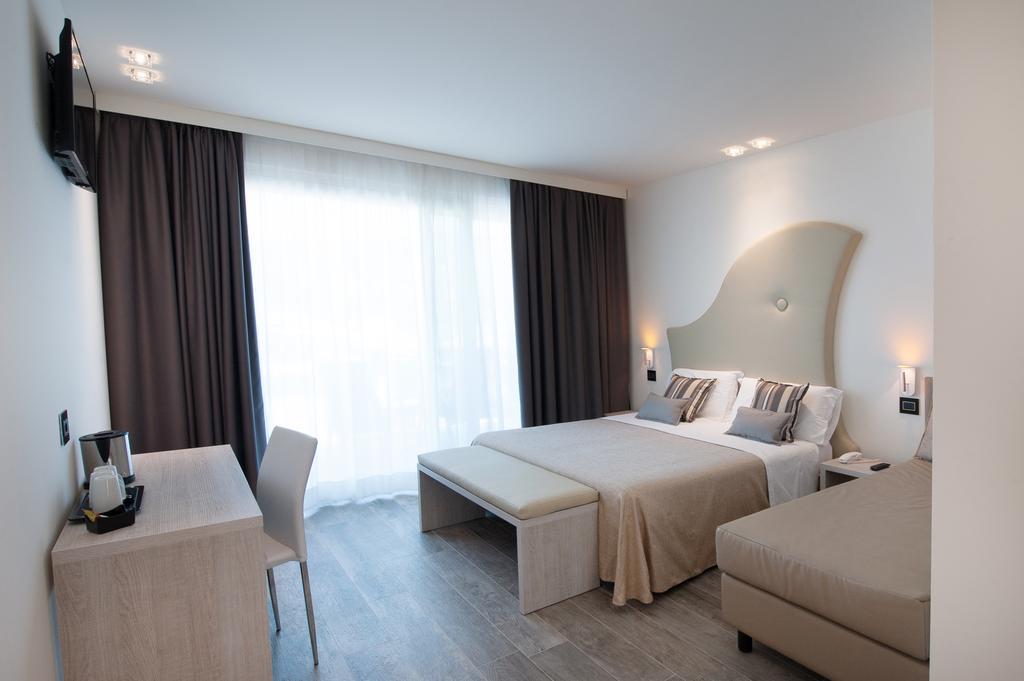 Italia Hotel Garda (Verona)