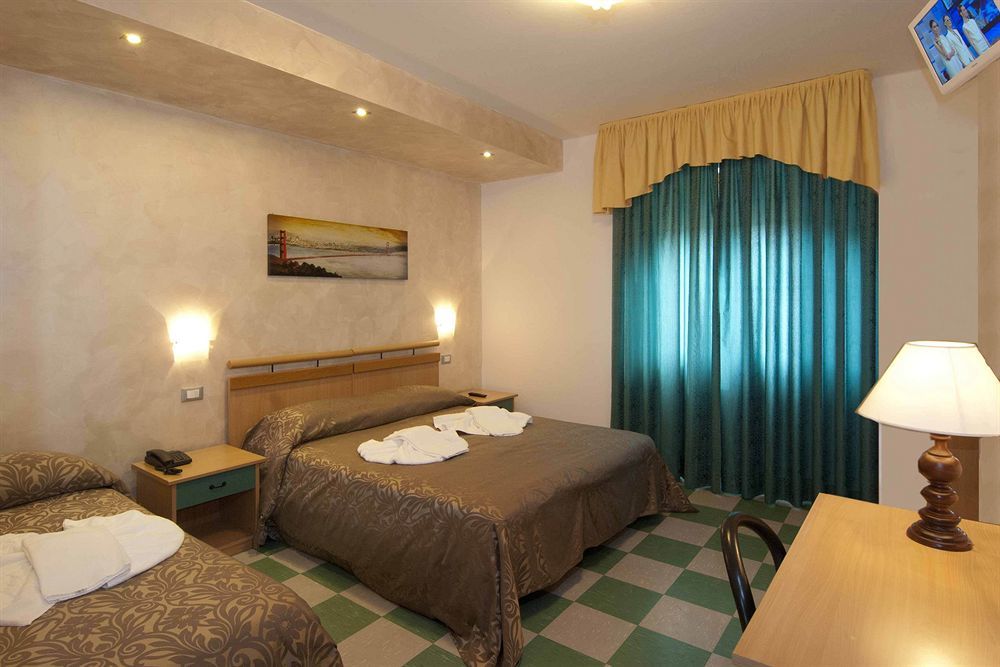 Italia 4*