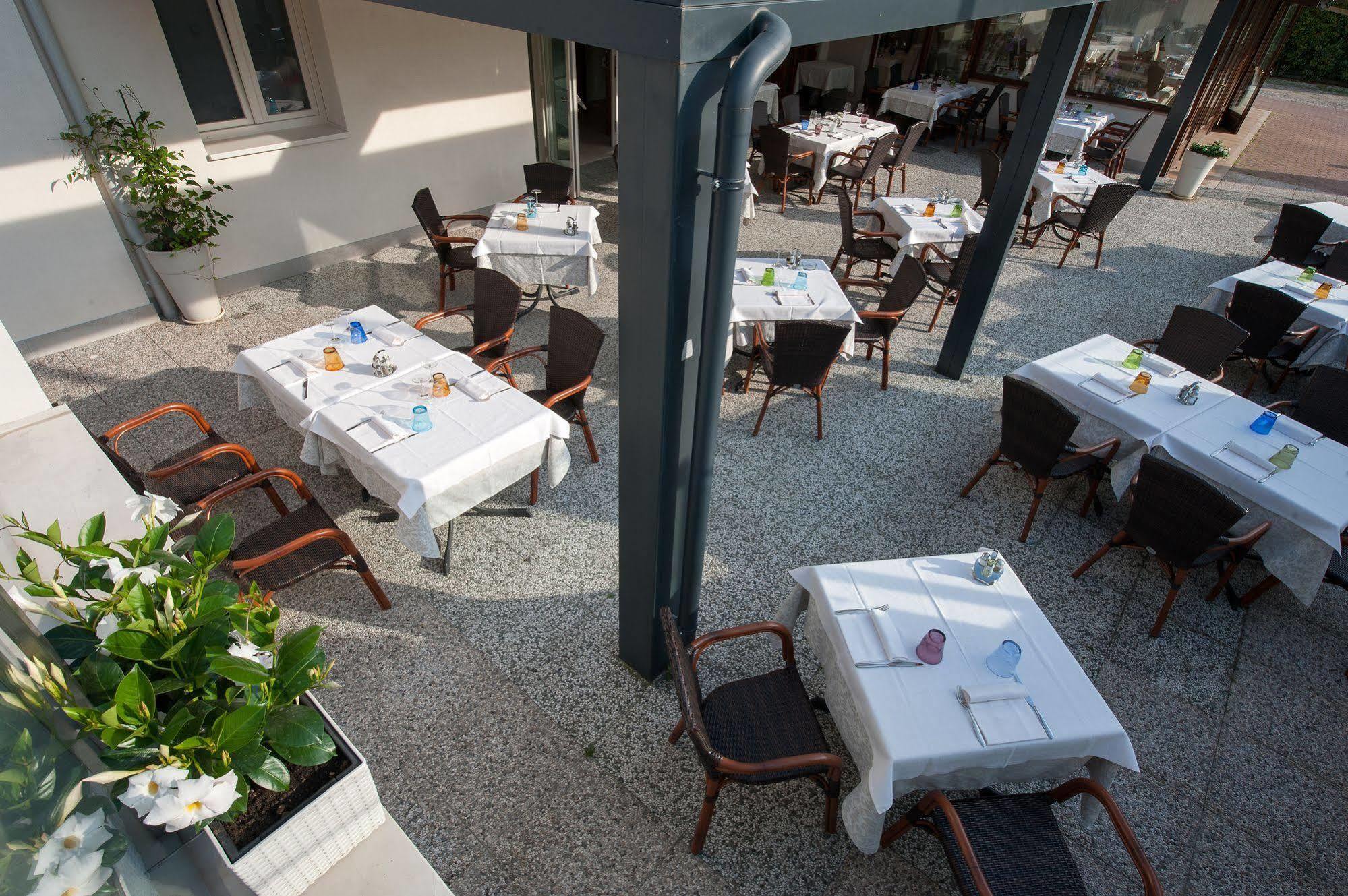 Italia Hotel 4*