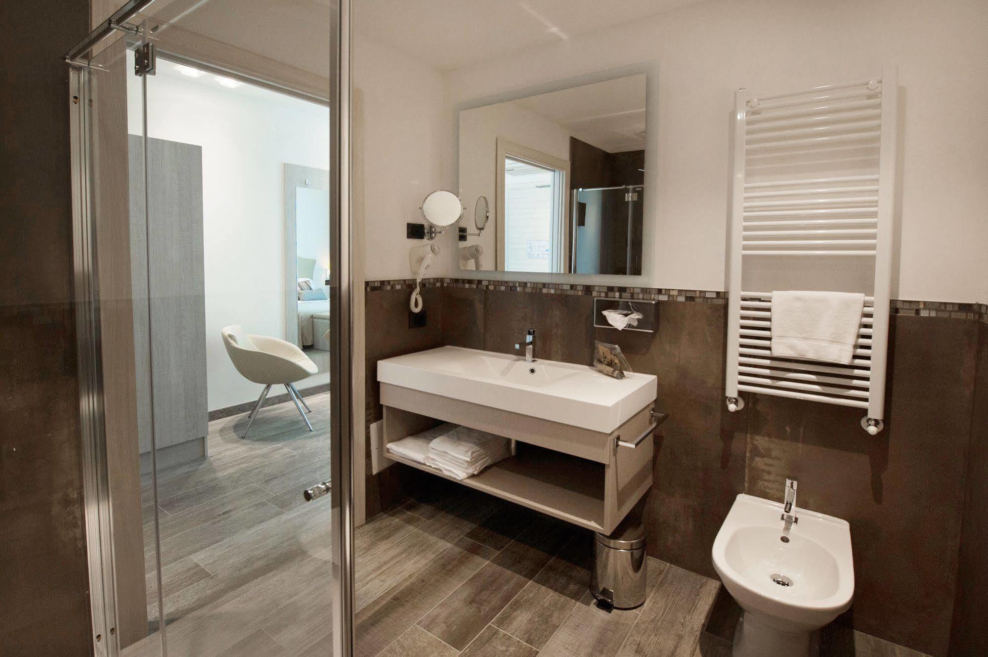 Hotel Italia 4*